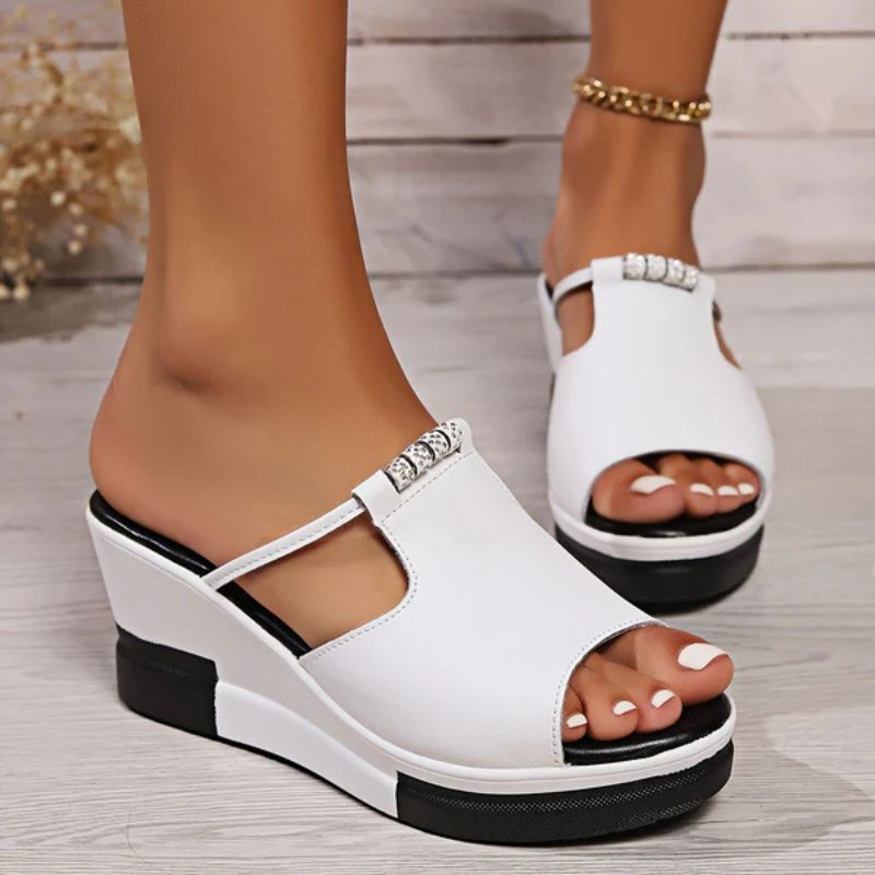 OrthaLift Sandals